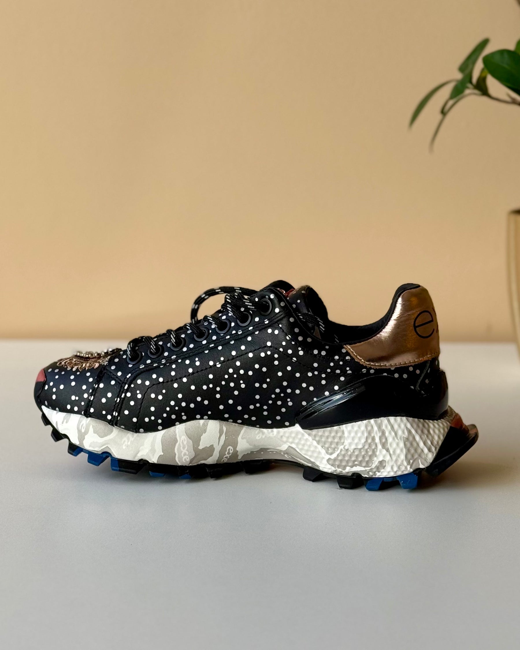 SAPATILHAS EXE BLACK/CHAMPAGNE