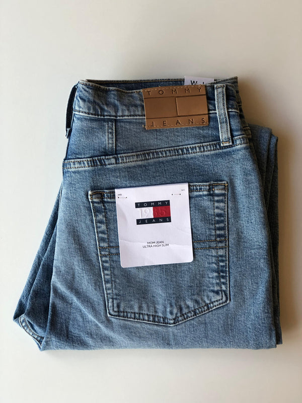Calças Tommy Jeans Mom Jean Ultra High Slim