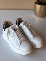 Women's Winnie Guess Trainers