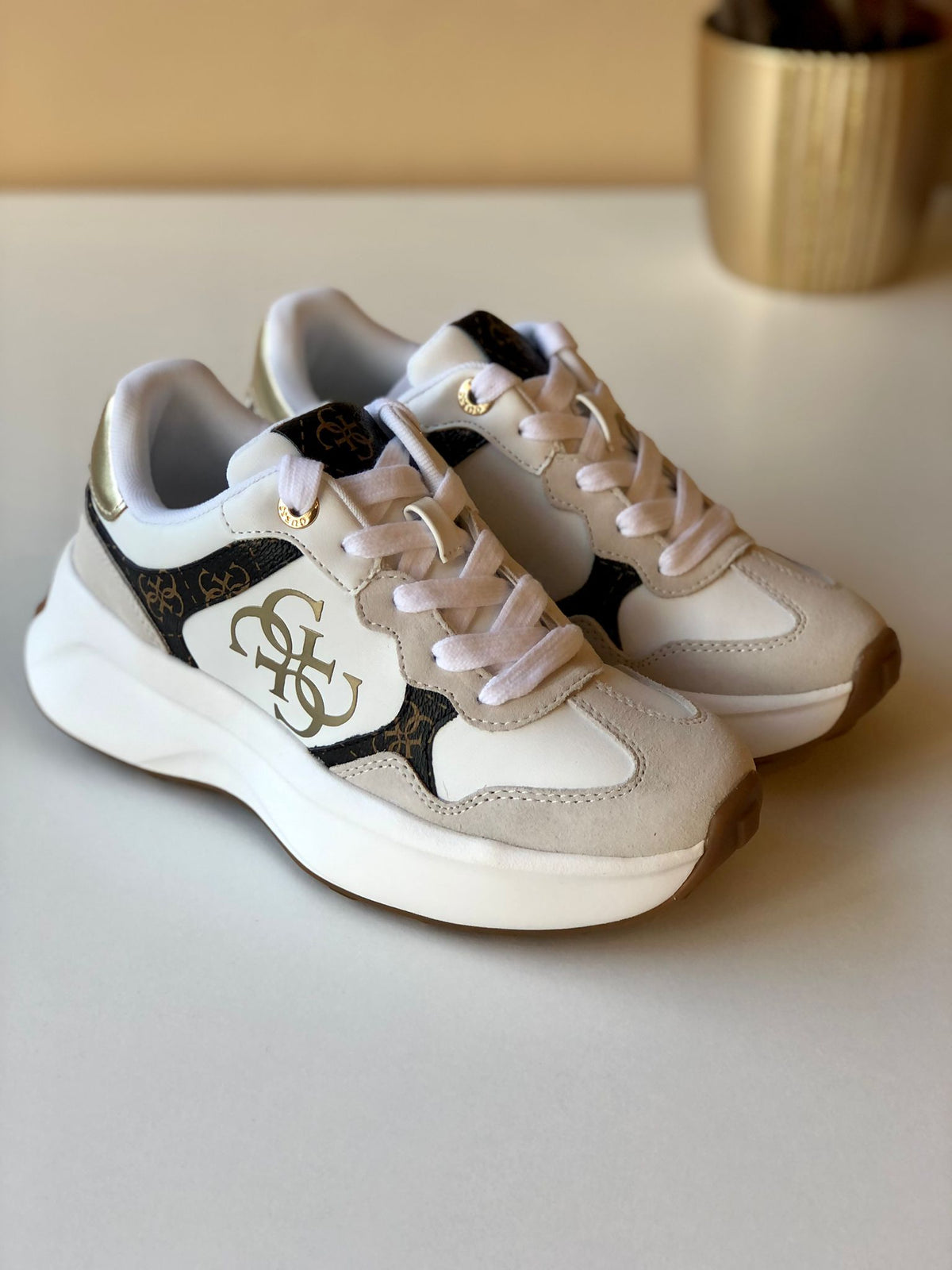 Sapatilhas Luckei Guess de Mulher