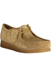 SAPATILHAS COM ATACADORES CLARKS HOMEM BEGES