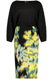 TOP DE ALÇAS COM LOGÓTIPO DESIGUAL MULHER PRETO