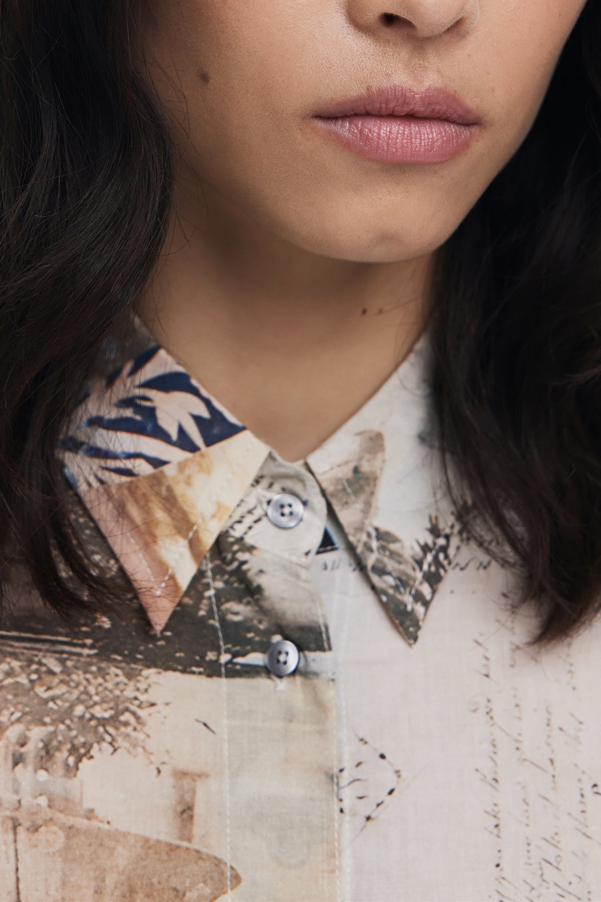 CAMISA EM ALGODÃO DESIGUAL MULHER BEGE