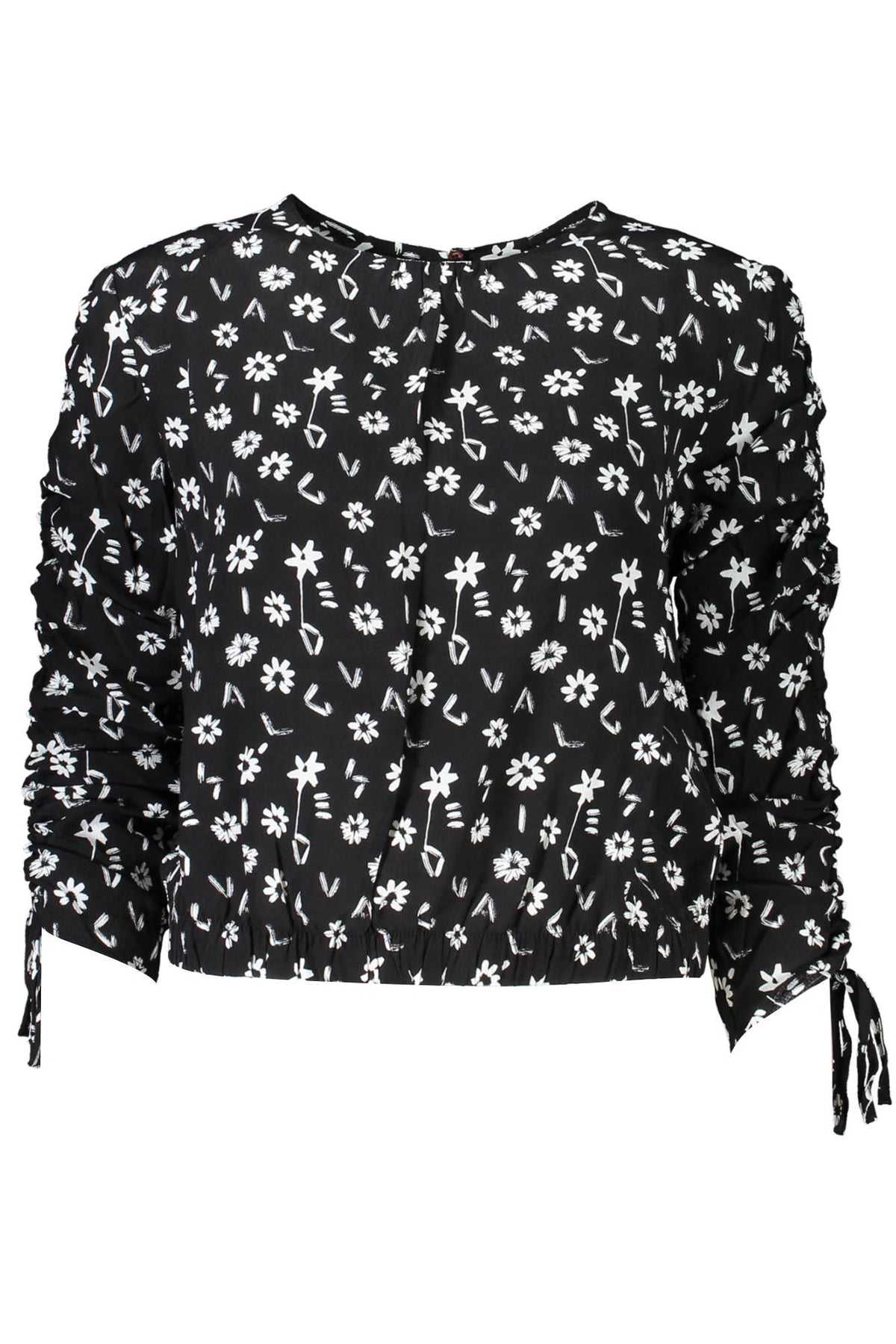 CAMISA COM ATACADORES DESIGUAL MULHER PRETA
