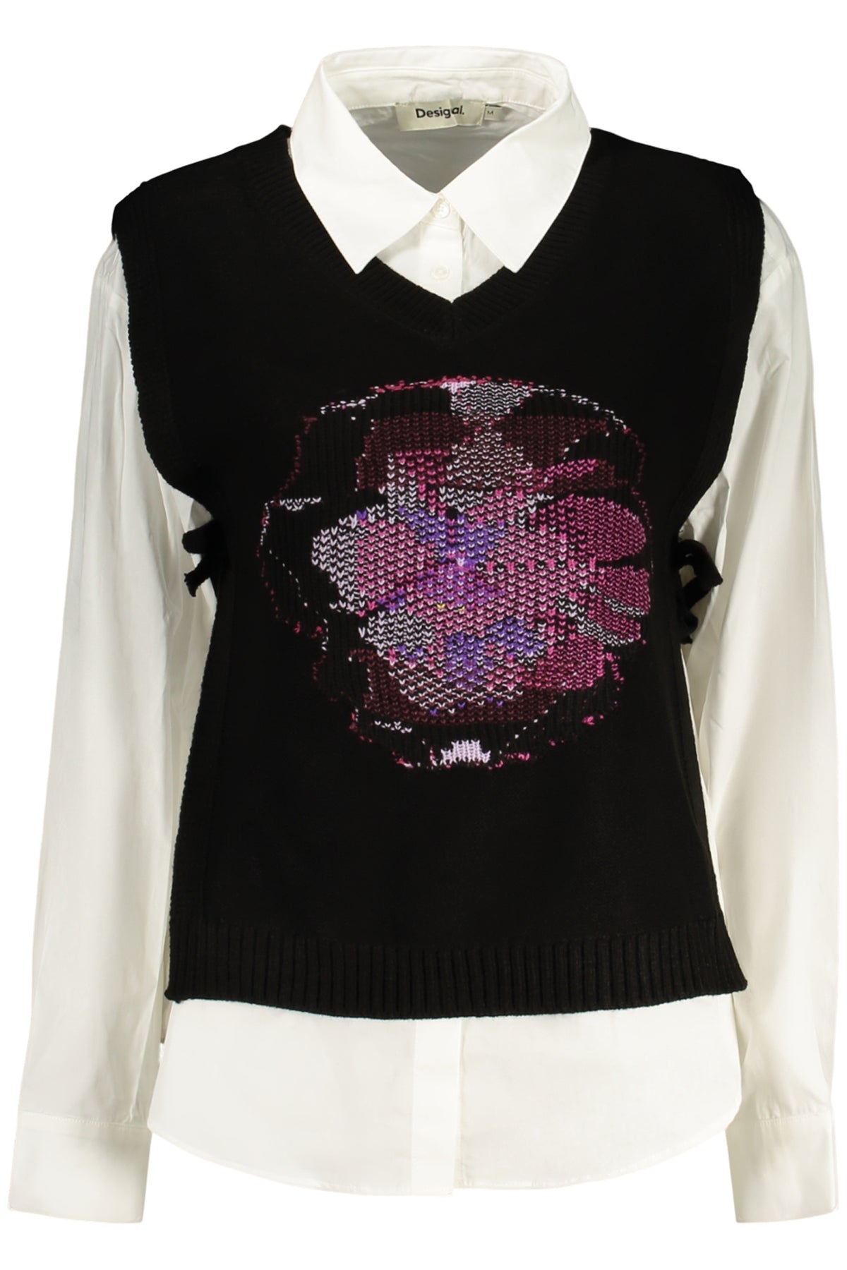 CAMISA COM ATACADORES DESIGUAL MULHER PRETA