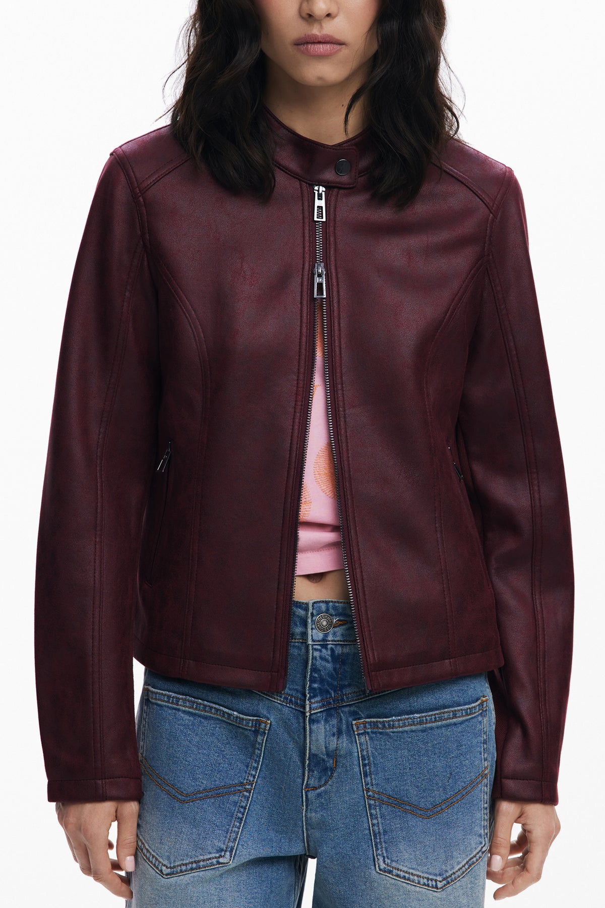 BLUSÃO COM FECHO DESIGUAL MULHER VERMELHO