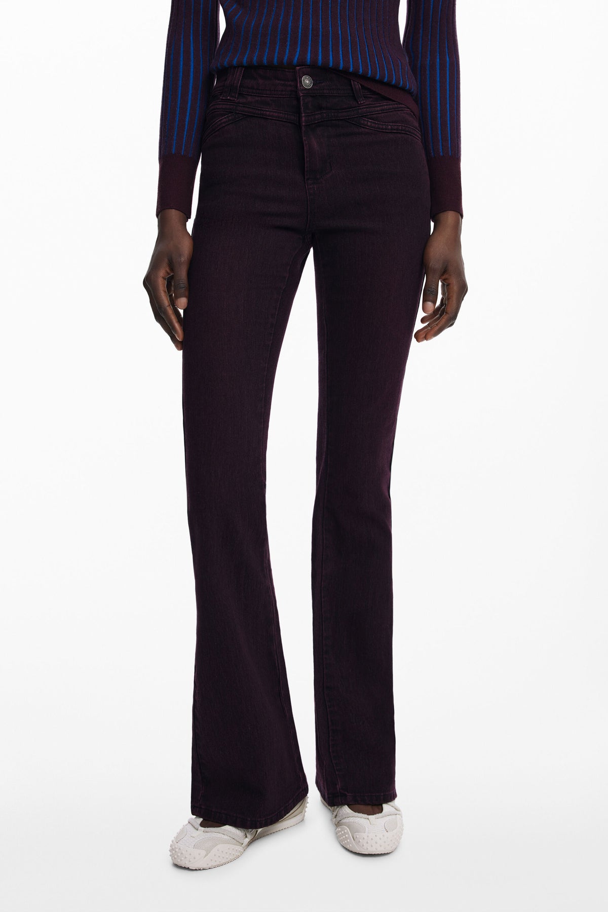 JEANS EM ALGODÃO DESIGUAL MULHER ROXOS