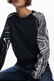 CAMISOLA COM LOGÓTIPO DESIGUAL MULHER PRETA