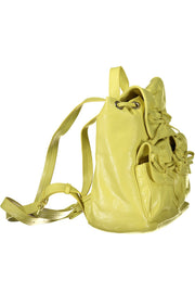 MOCHILA COM LOGÓTIPO DESIGUAL MULHER AMARELA
