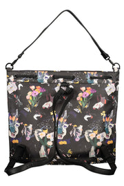 MOCHILA COM FECHO DESIGUAL MULHER PRETA