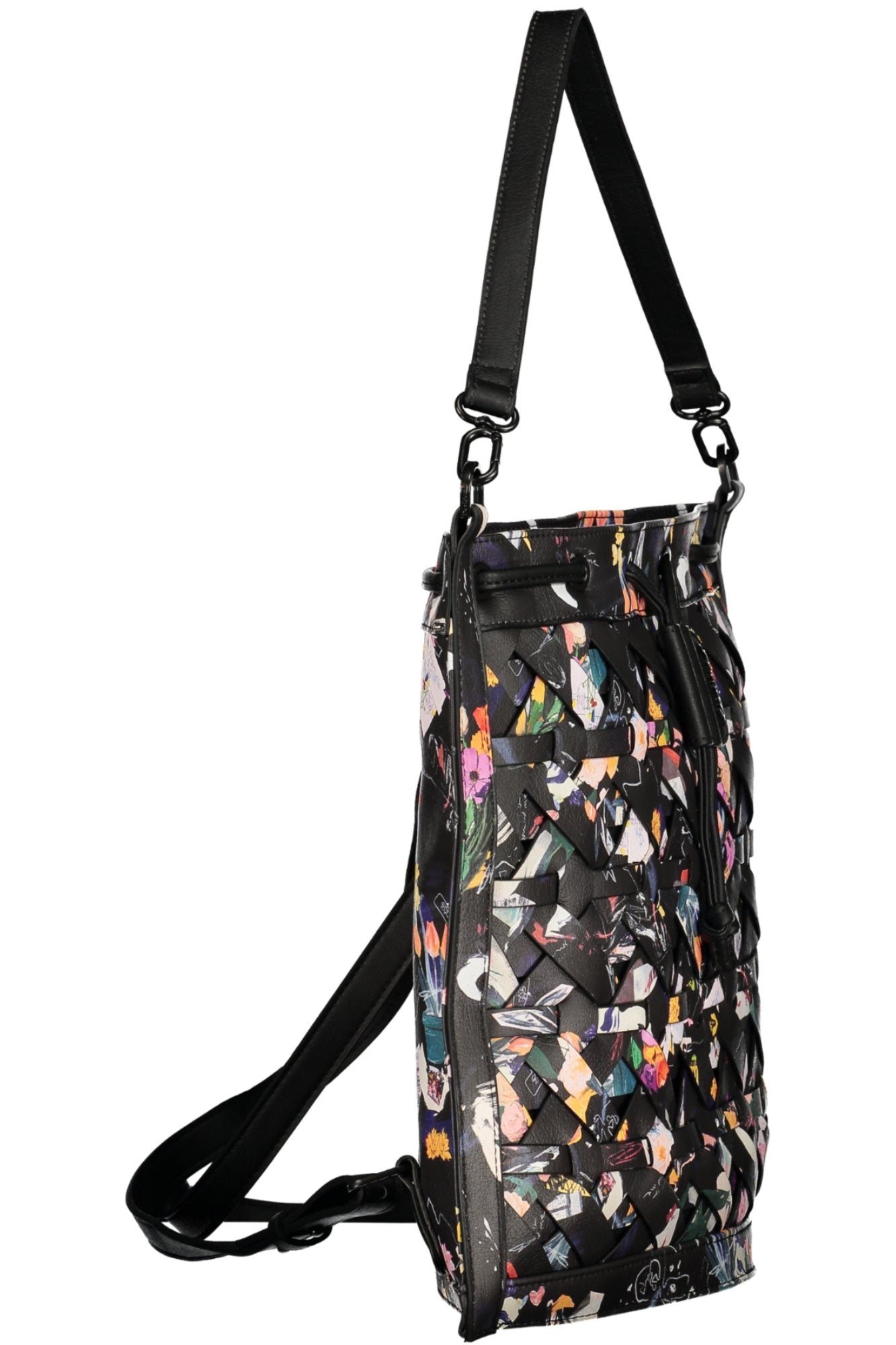 MOCHILA COM FECHO DESIGUAL MULHER PRETA