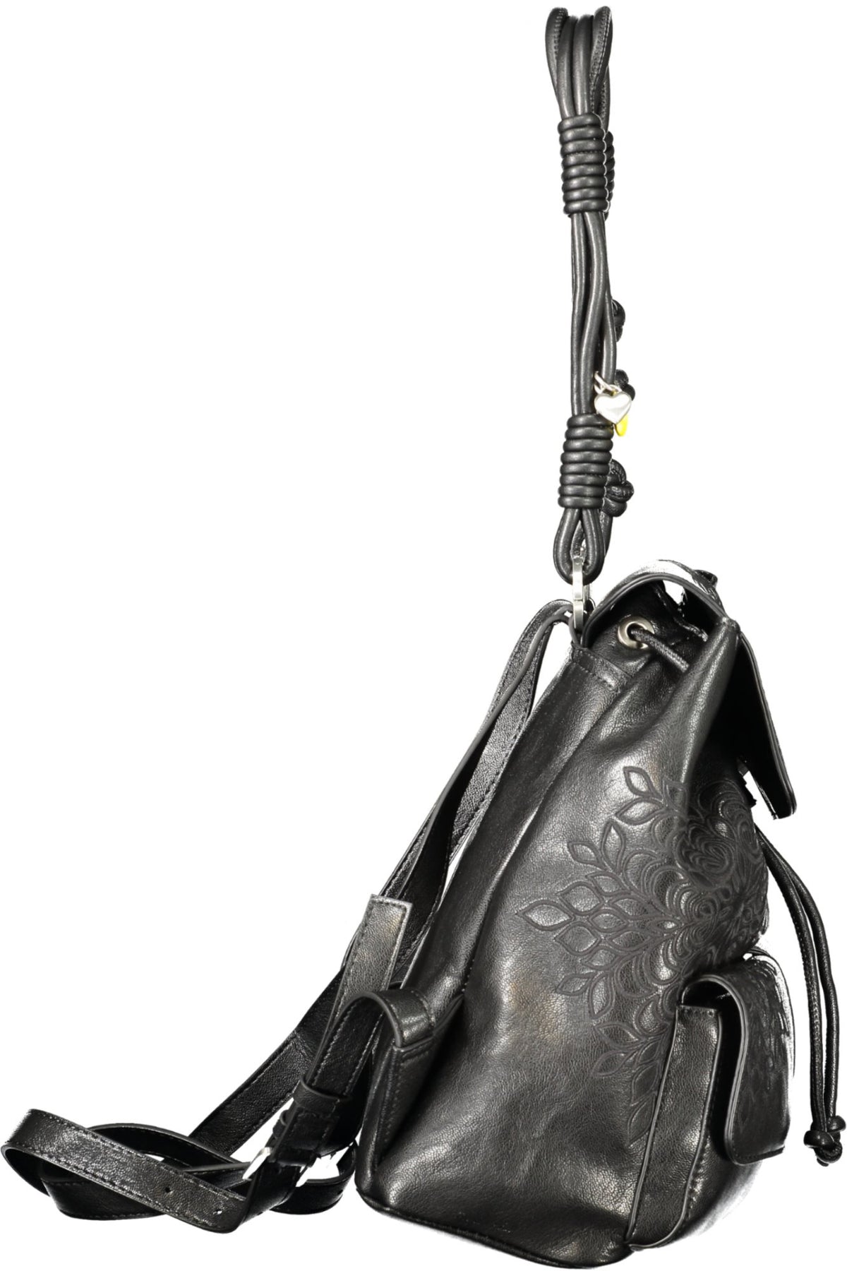 MOCHILA COM LOGÓTIPO DESIGUAL MULHER PRETA