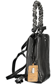 MOCHILA COM FECHO DESIGUAL MULHER PRETA