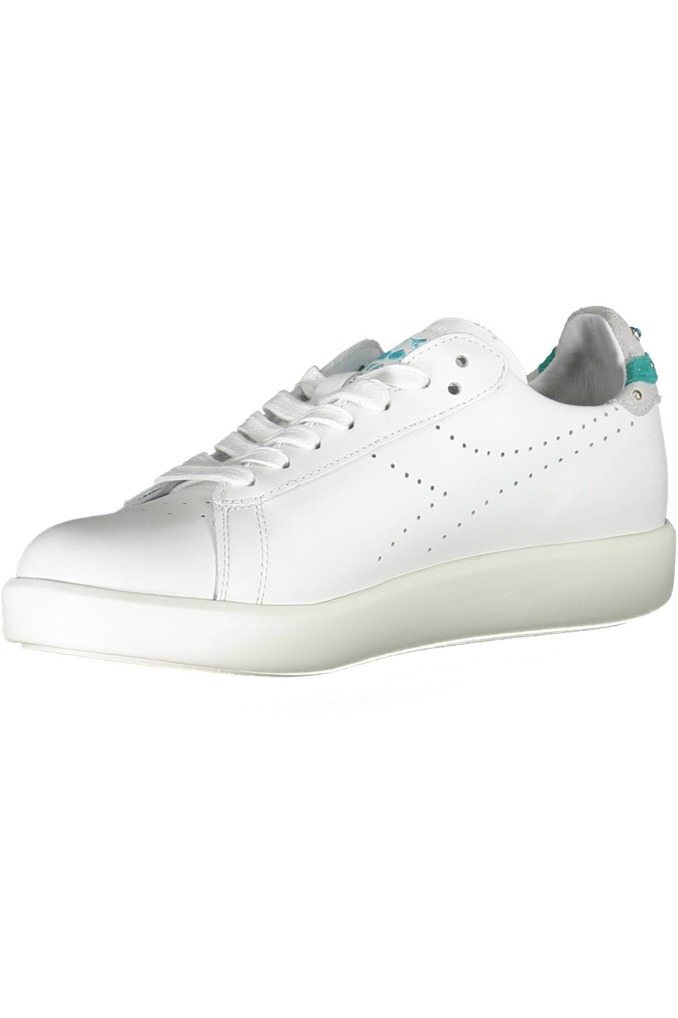 SAPATILHAS COM ATACADORES DIADORA MULHER BRANCAS